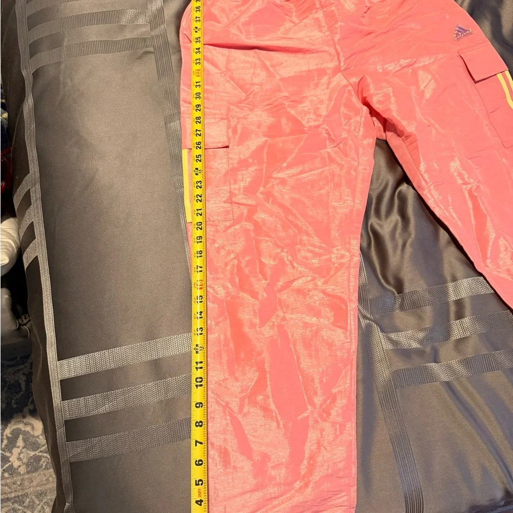 Adidas Sun Woven Pant- women size Large- semi pink spark- NWT - Picture 5 of 9